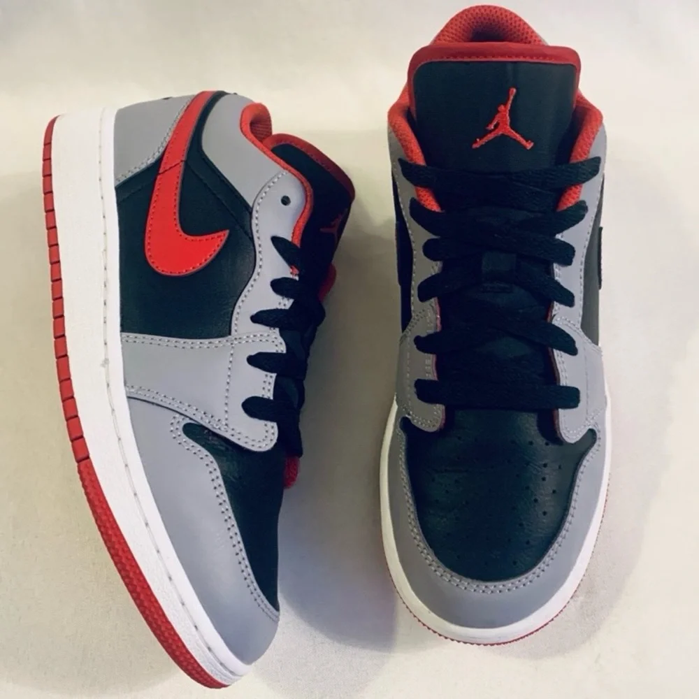Jordan Low Top Sneakers in Black, Gray & Red